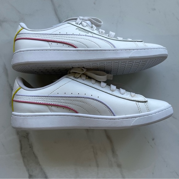 Puma Shoes - Puma white sneakers, EUC, size 7.5